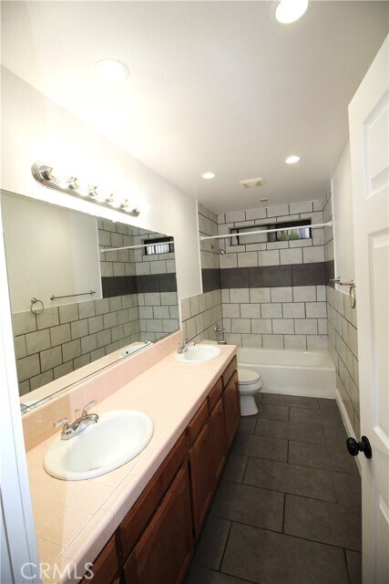 Building Photo - 14255 Judy Ann Dr