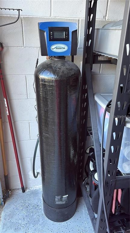 Building Photo - 15372 Gilligan Ct