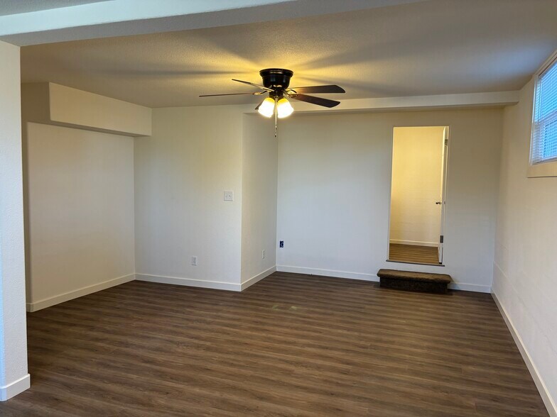 Building Photo - 115 Wilbur Ave