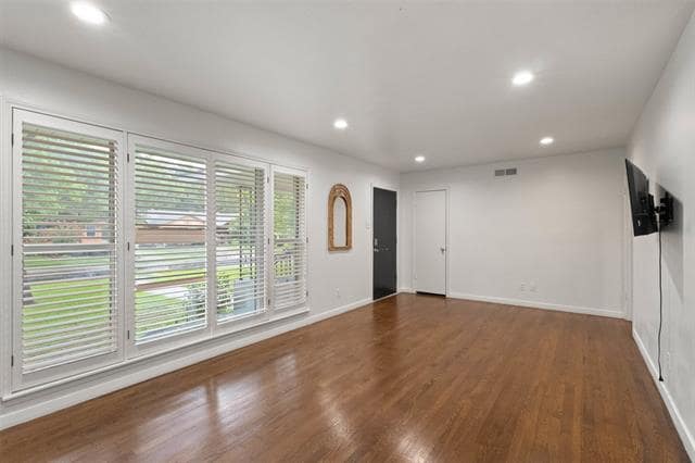 Building Photo - 3304 Crest Ridge Dr