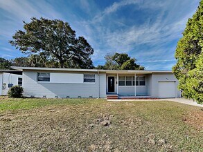 Building Photo - Renovated 3BR/2BA Home in Arlington Hills Jacksonville | Garage & Fenced Yard