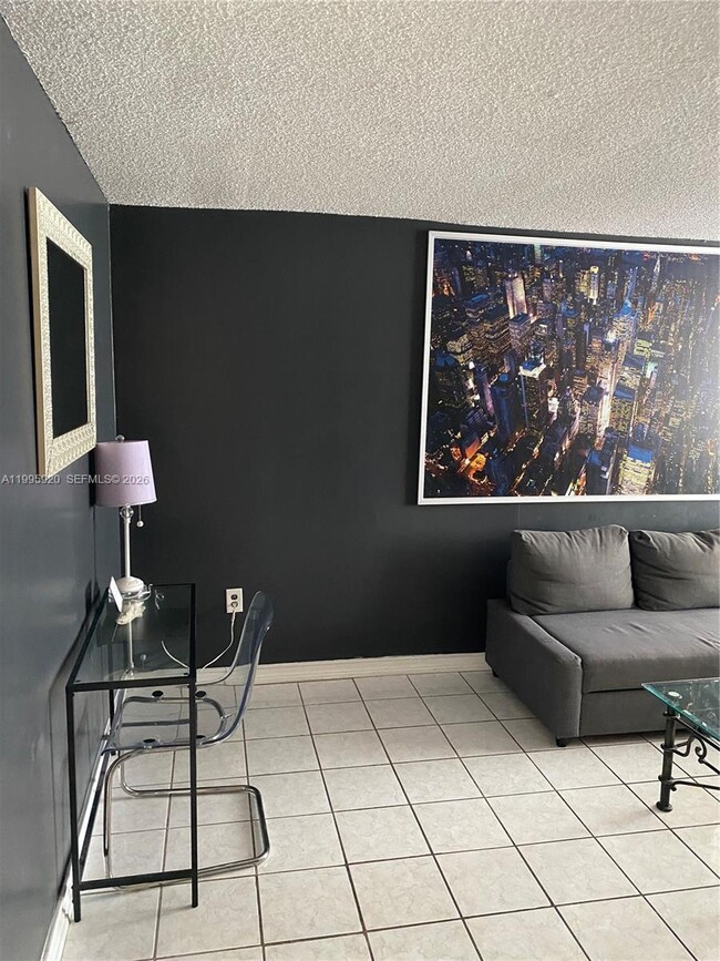 Building Photo - 1732 Meridian Ave