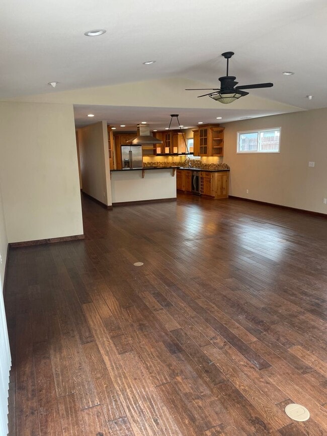 Building Photo - Clairemont Beauty - Welcome Home!