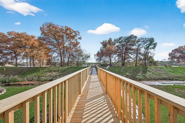 Building Photo - 29927 County Rd 25