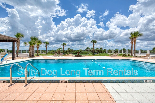 Building Photo - 1601 N Central Ave