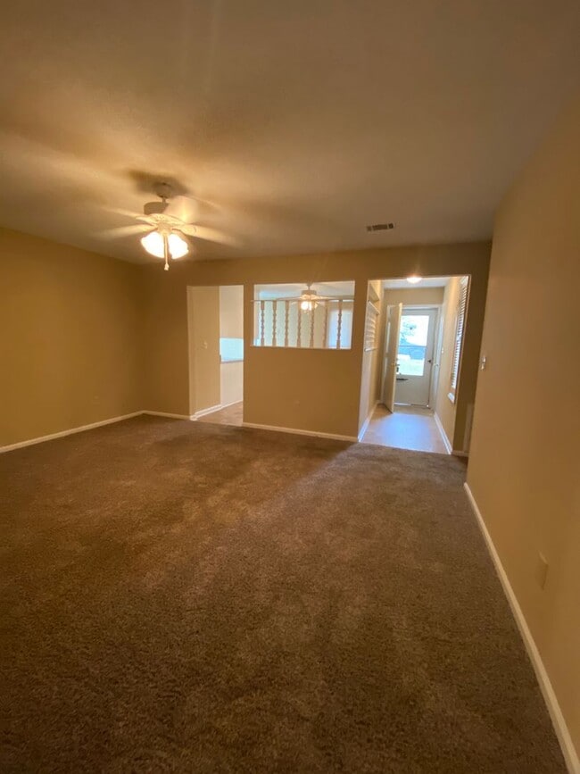 Building Photo - 3606 Quail Hollow Dr