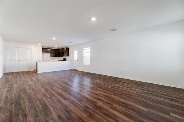 Building Photo - 7313 Woodpecker Dr