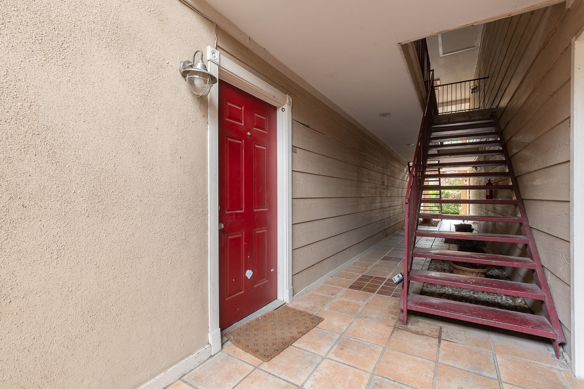 Downstairs Condo - 4023 Wycliff Ave