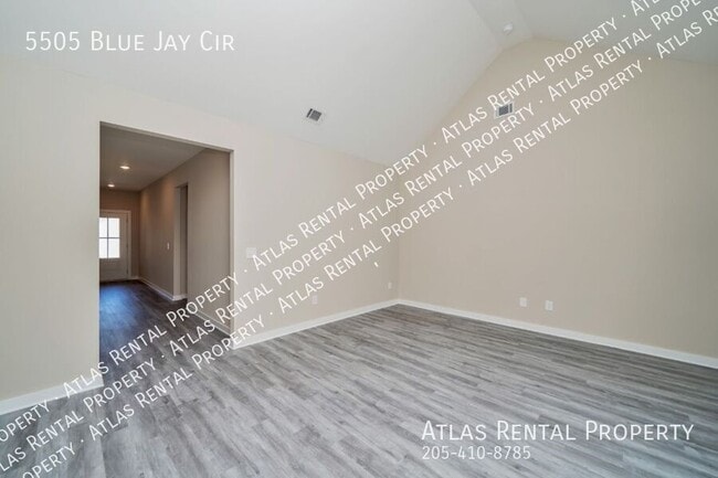 Building Photo - 5505 Blue Jay Cir