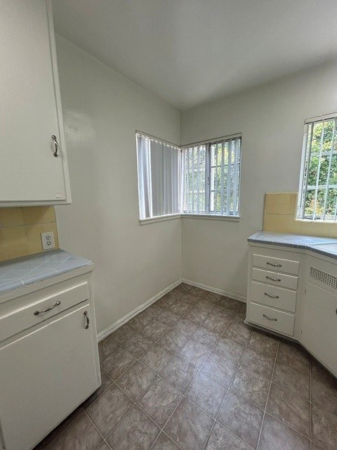 Floorplan - 1340 N. June St/6616-6622 De Longpre Ave.