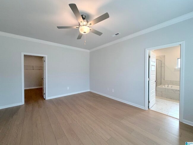 Building Photo - 4602 Hampton Glen Circle SE