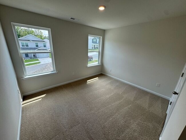 Building Photo - NEW 3-Bed Home with Open Layout & Garage