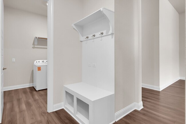 Building Photo - 25315 Angelwood Springs Ln