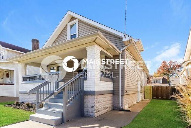 Building Photo - 4 Bedroom Pet-Friendly Home in Louisville, KY with Main Street Renewal