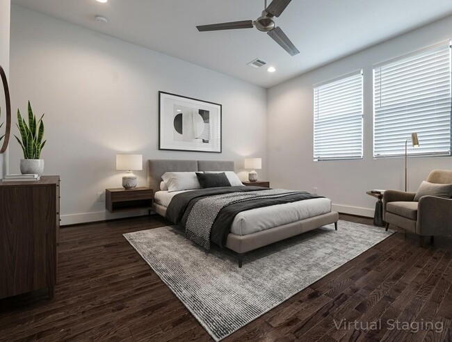 Building Photo - 210 E 32nd St