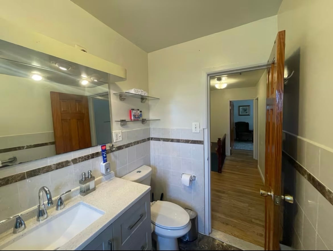 Bathroom - 8020 Grand Central Pky