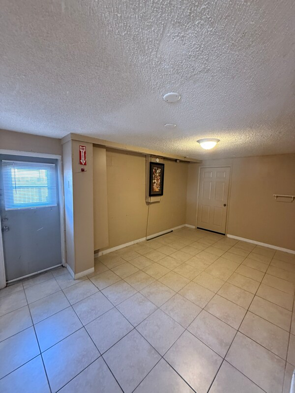 Building Photo - 9105 Sterling Ln