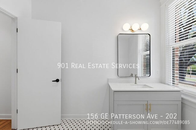 Building Photo - 156 GE Patterson Ave