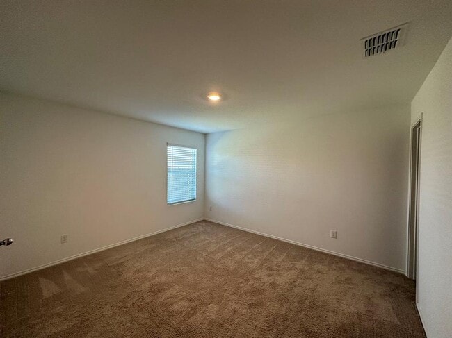 Building Photo - 5319 Braemar Wy