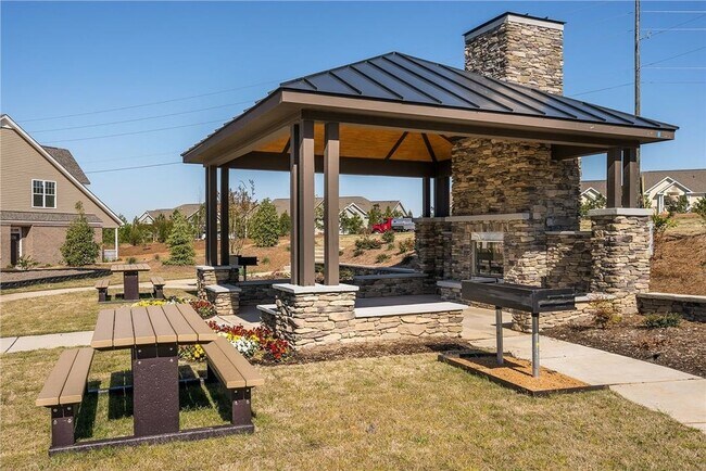 Building Photo - 4129 Strendal Dr