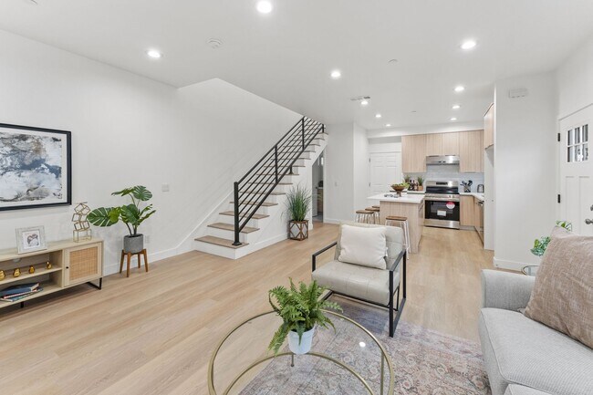 Building Photo - Patterson Way- Truslow ADU