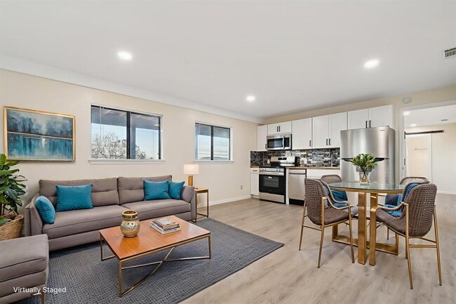 Building Photo - 21009 Fawn Ridge Dr