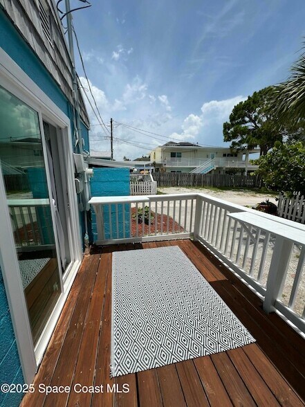 Building Photo - 2179 Pineapple Ave