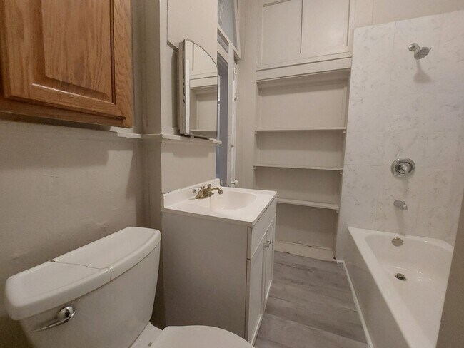 Building Photo - Government Hill Historic District! *1 BED/...