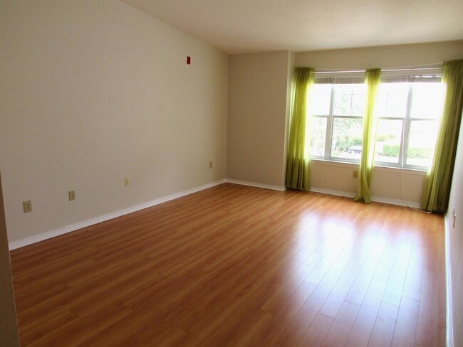 Building Photo - 21207 Harbour Vista Cir