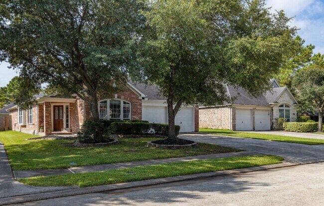 Building Photo - 11818 Rainbow Bridge Ln