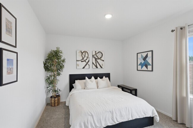 Building Photo - 14122 Carly Pines Ct
