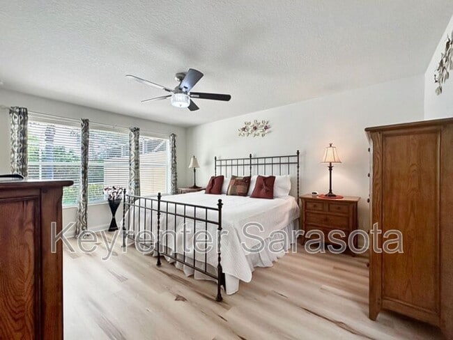 Building Photo - 6090 Benevento Dr