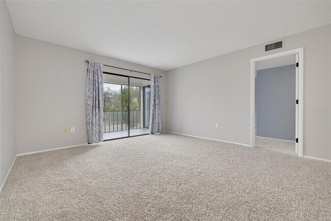 Building Photo - 218 Caryl Way