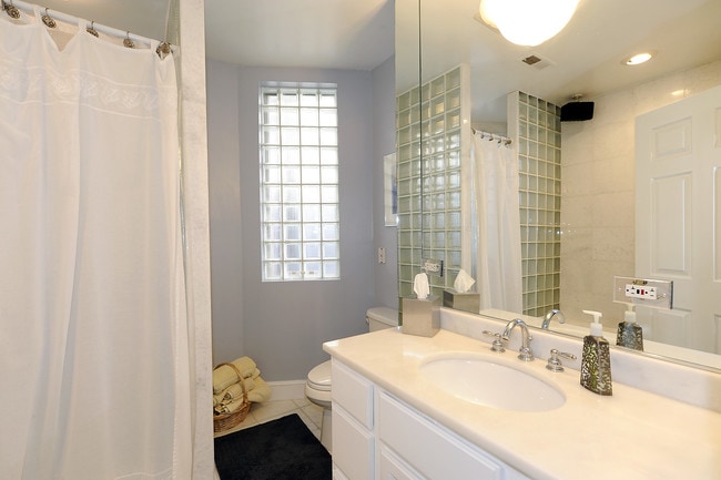 Building Photo - 1757 T Street NWUnit C