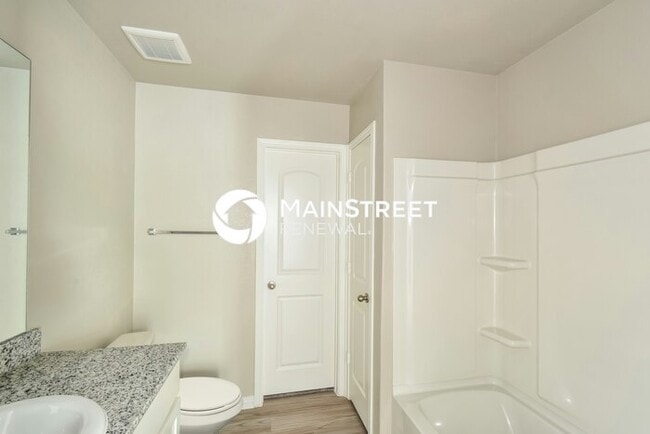 Building Photo - 3 Bedroom Pet-Friendly Home in San Antonio, TX with Main Street Renewal