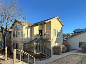 Building Photo - Rockrimmon Condo with Attached Garage