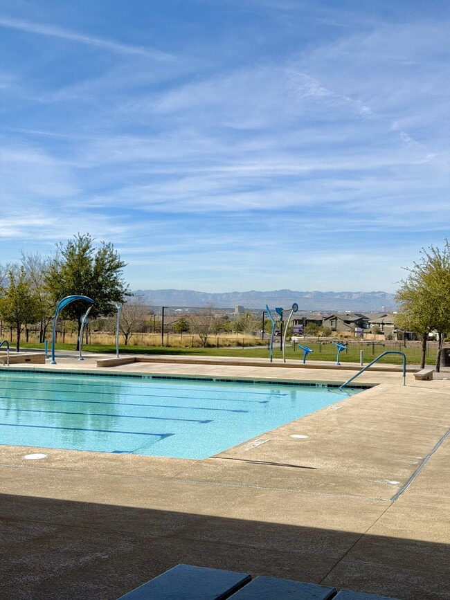 Building Photo - 3 Bedroom Townhome for Rent in Cadence Henderson | Solar Home | Master-Planned Community Near Las...