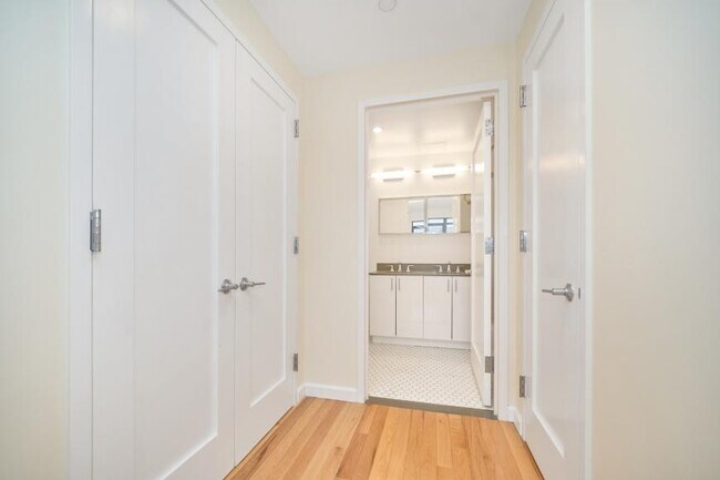 Building Photo - 2 bedroom in NEW YORK NY 10035