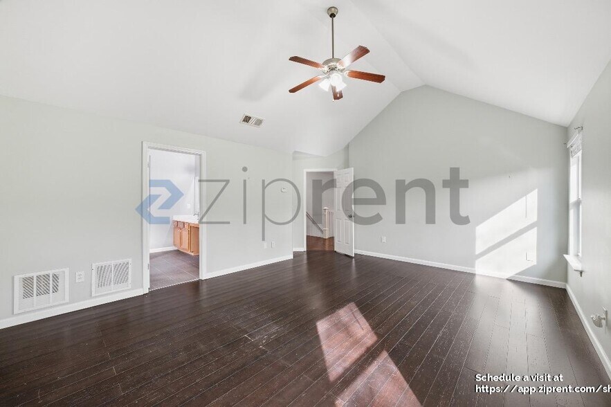 Building Photo - 1305 Rockbass Rd