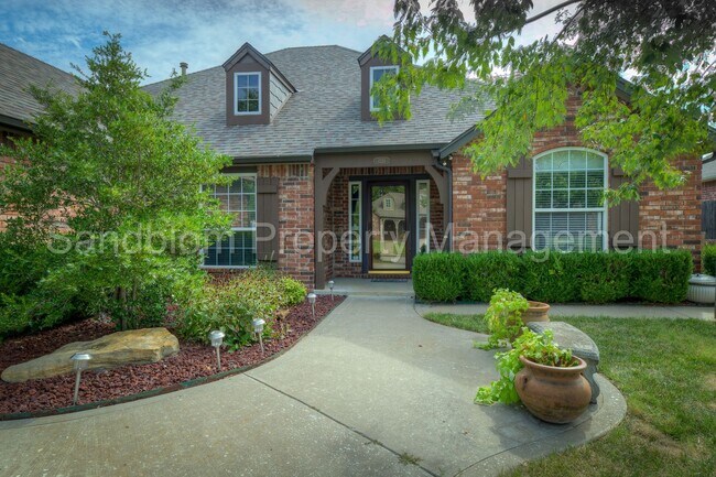 Building Photo - For Lease | Broken Arrow | Available Now!