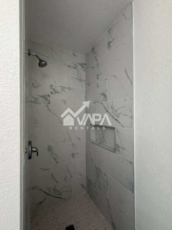 Building Photo - 9159 Everton