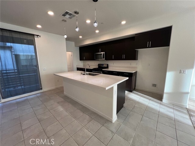 Building Photo - 11009 Skyglow Dr