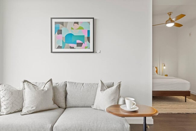 Building Photo - 1100 N Glebe Rd