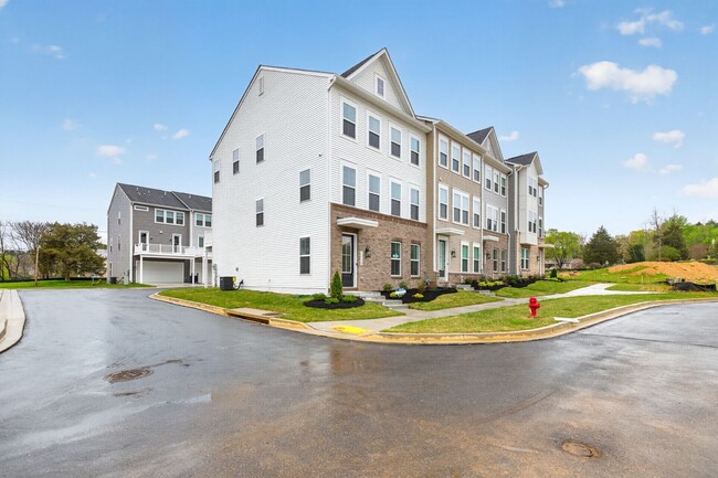 Building Photo - 1726 Blacksmith Wy