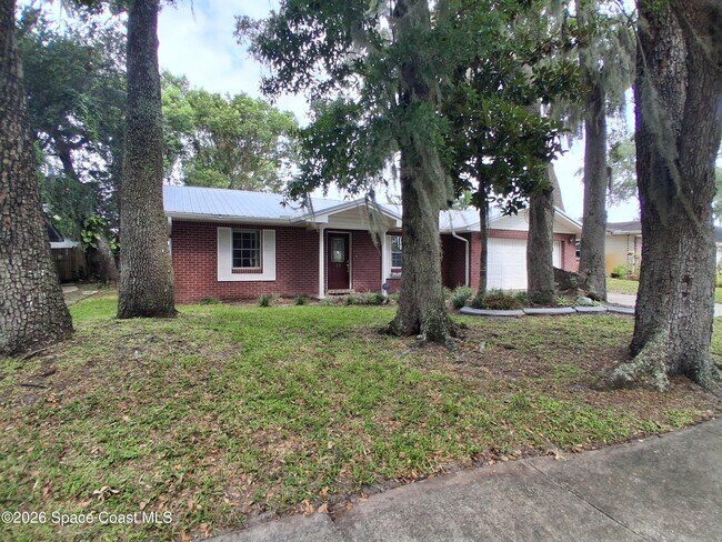 Building Photo - 18 Forrell Ave