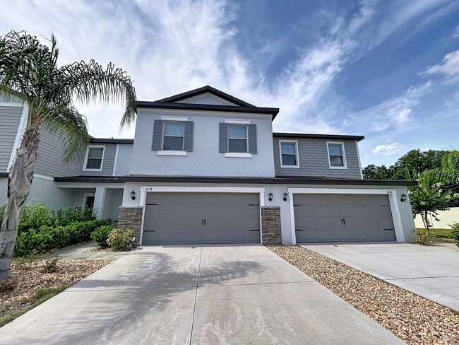 Building Photo - 1618 Roseville St
