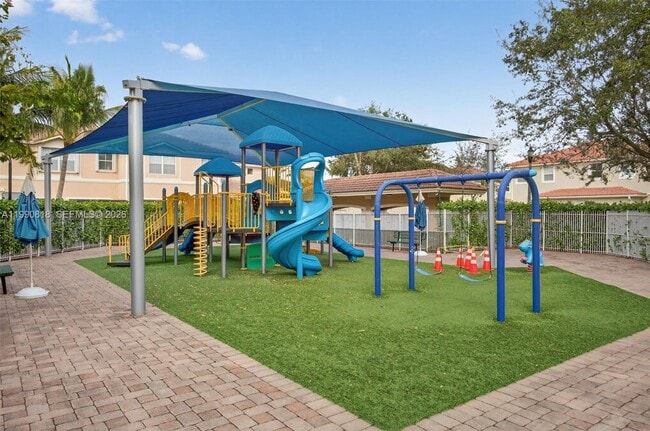 Building Photo - 12430 SW 124th Terrace