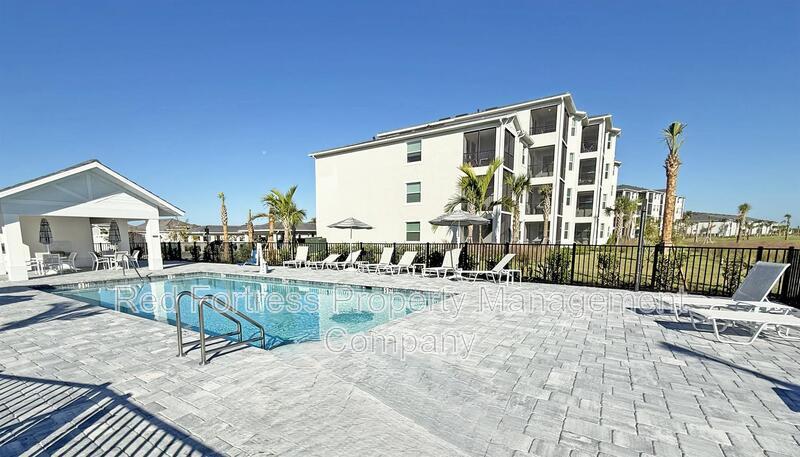 Building Photo - 15275 Grn Acrs Ave