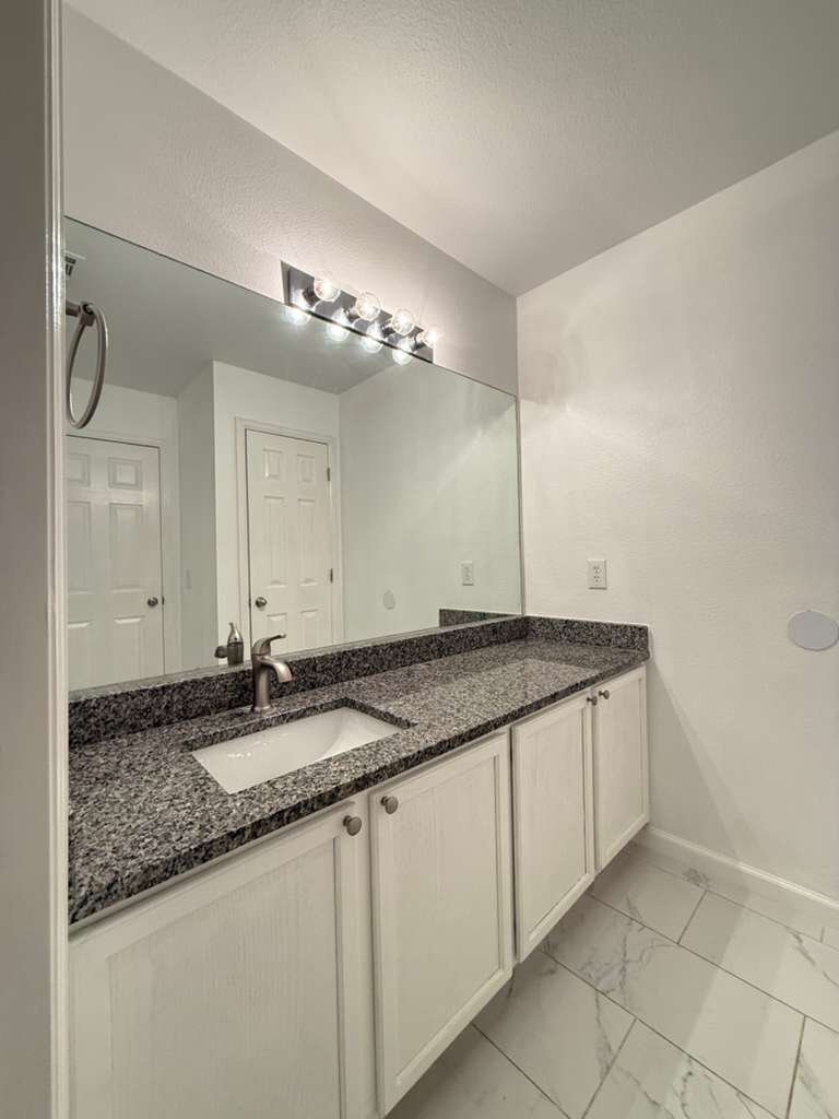 Building Photo - 13313 Bristow Dawn