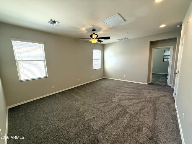 Building Photo - 9237 W Coolbrook Ave